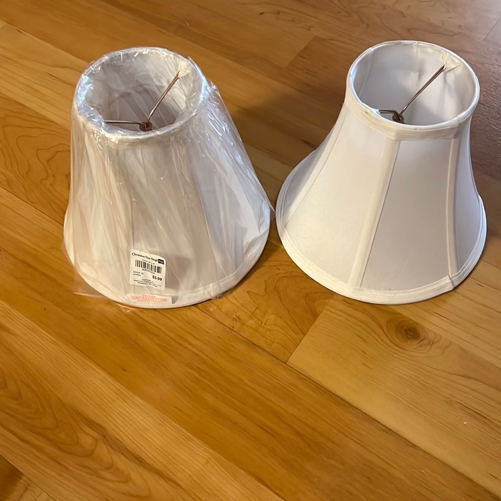 Mini lamp shade from Christmas tree shops, never used.